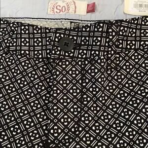 SO chino black tile shortie shorts